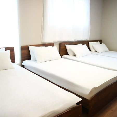 Incheon Airport Mr Kim Guest House Экстерьер фото