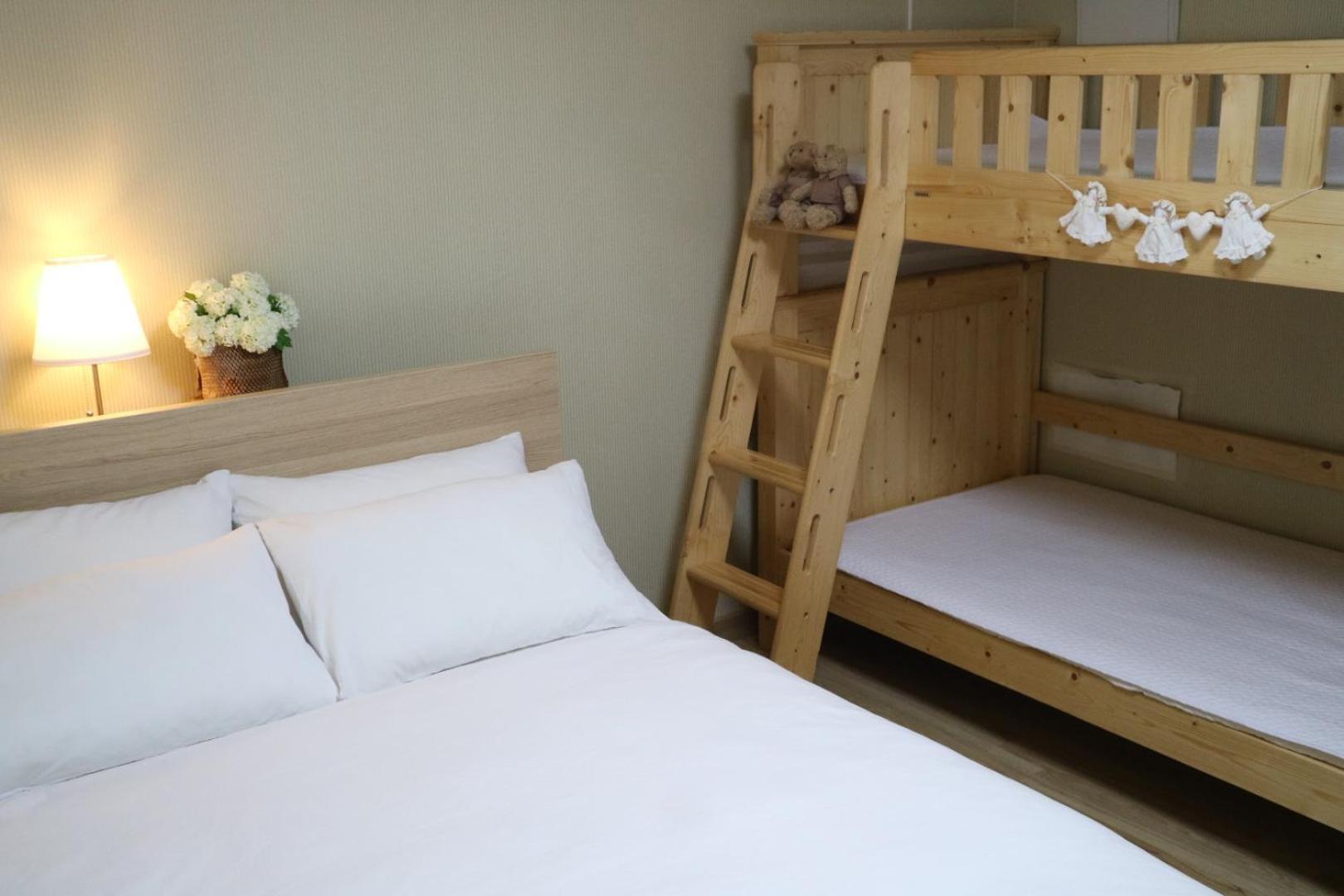 Incheon Airport Mr Kim Guest House Экстерьер фото